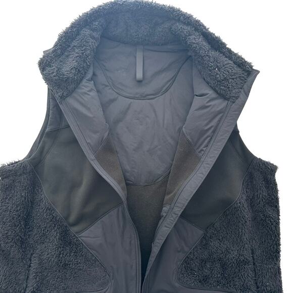 Lululemon Fleece Insulated Vest Black Size 12 Sherpa Winter Layer Ski Outdoors - Picture 5 of 9